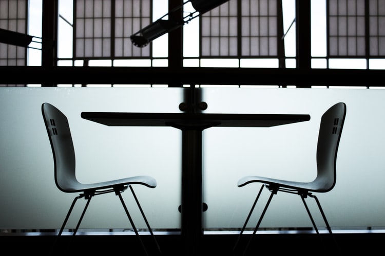 Management, Audits & Fiduciaire